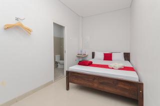 RedDoorz @ Gedangan Sidoarjo - Sidoarjo - 2