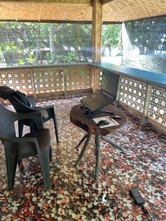 Borbon's Treehouse By the Sea - 2