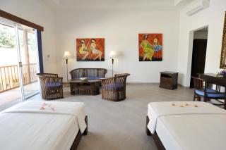 Aquarius Beach Hotel - 4