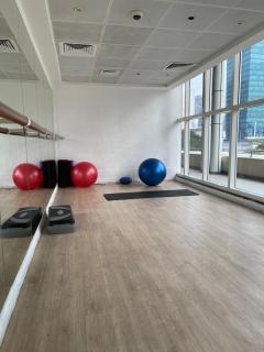 DA84 - Chic Studio in Dubai Arch Tower - 1