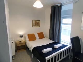 Bridge Street En Suite Rooms - Merthyr Tydfil - 0