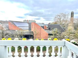 Der Schwan 7 - 3 Schlafzimmer - 2 Balkone - zentral - 100 qm - 3