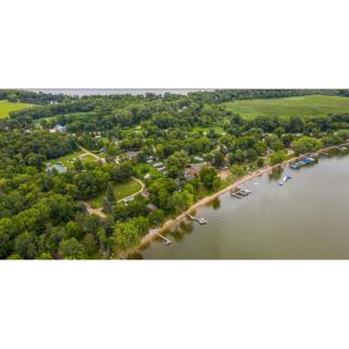 Canary Beach Resort - Glenwood - 6