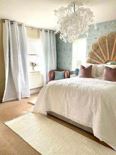 Hibiscus House - Shilton - 1