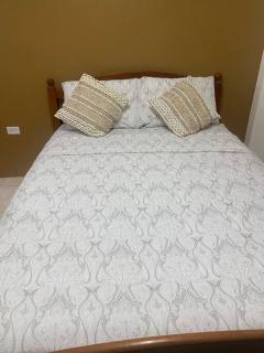 Cozy Quarters Tobago - Scarborough - 2