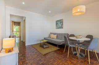 Flat with Balcony at Downtown by Farmers Market - 1