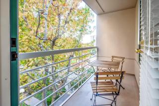 S Beach 1BR w Pool Gym Shops Dining Onsite SFO-395 - 7