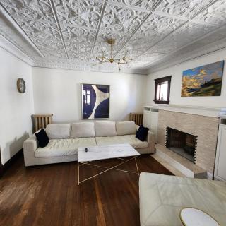 The Pandora Century Home - 8