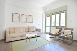 Luminous 3-BR in the Heart of Shenkin by HolyGuest - Tel Aviv - 9