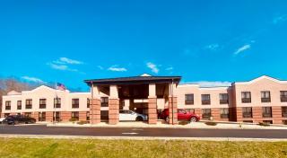 Quality Inn & Suites Kearneysville - Martinsburg - Kearneysville - 0
