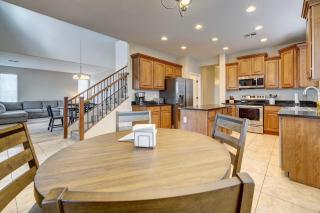 Heated Pool, Community Perks Updated Gilbert Home - Queen Creek - 9