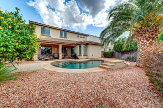 Heated Pool, Community Perks Updated Gilbert Home - Queen Creek - 8