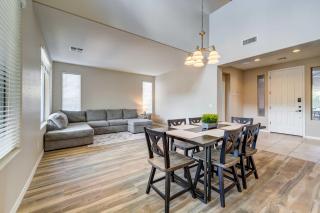 Heated Pool, Community Perks Updated Gilbert Home - Queen Creek - 1