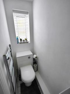 99 Stoney Bank Drive - Kiveton Park - 5