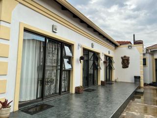 Aerodrome Lodge and Conference Centre - 4