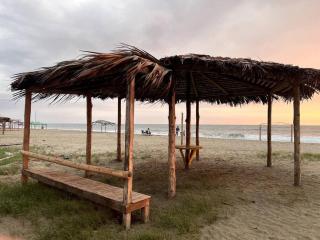 Escapate mirando el Mar Beach Front Apt Playas Ecu - Playas - 3