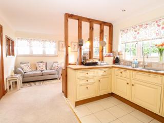 Hunters Lodge - Norwich - 4