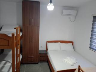 Villa Besnik, rooms for rent - Vlorë - 2