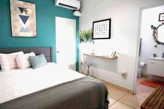 Villa 5 Min From San Juan Airport and Isla Verde Beach Best Location & Pool & Jacuzzi & YOUTUBE VIDEO Available - San Juan - 2