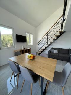 Apartment Olyntha - Nečujam - 0