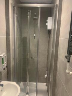 Bloomsbury House - Modern studios near Anfield - 5