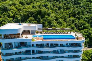 Blue Horizon 1001 at Residences - 1