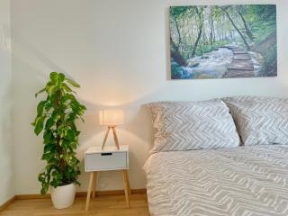 Central 55m2 Flat With Balcony & Parking - Vienna - 0