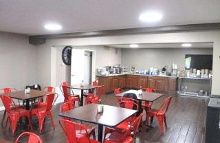 Best Western Shelbyville Lodge - 2