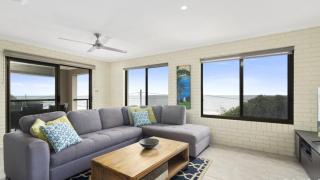 One Of A Kind Beach Front Unit - 7