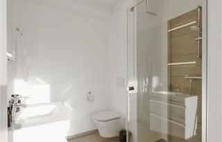 Beach Front Apartment - 5