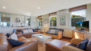 Unit 1 80 Lake Street Merimbula - Merimbula - 5