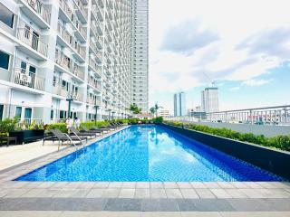 Coast Residences - 2 Bedroom with Balcony facing Mall of Asia, Manila Bay & Pool View - Manila - 9