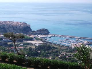 Charming two-bedroom condo in Southern Italy - 4