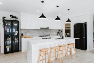 'Logan House' A Modern Country-style Retreat - Mudgee - 8