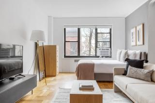 W Village Studio Oasis w Doorman Gym NYC-96 - New York - 0
