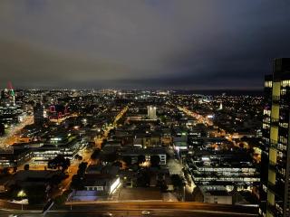 Luxury Southbank apartment - 9