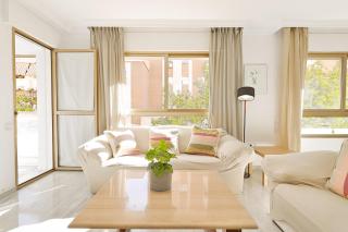 C9 Roomy Luminous 5 Bedroom in Town - Málaga - 1