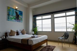 Blissful Stay, 1-min drive from MG Market - 1