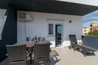 Apartment in Okrug Gornji with sea view, terrace, air conditioning, WiFi 5134-4 - Trogir - 7