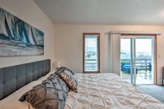Coastal Haven Getaway about 1 Mi to Mill Beach! - 3