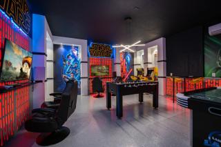 Lelani Luxury - Davenport - 5