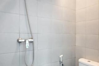 RedDoorz near Kaza Mall Surabaya - 8