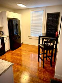 Black Door - The London Maisonette - London - 3