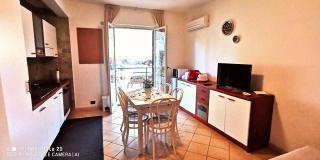 Sea Garden, fronte mare con piscina - 3