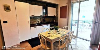 Sea Garden, fronte mare con piscina - 1