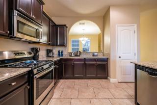 4413AC-Villa Del Sol (P) - Davenport - 2