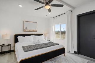 Star gazers modern home on 5 acres of land! - Sunfair Heights - 9