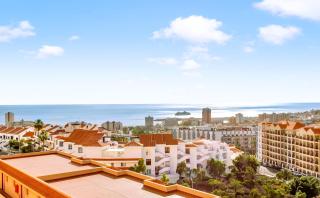 TOP FLOOR, Sea View, Huge Terrace, Heated Pool, Garage - Los Cristianos - 0