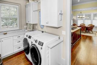 Short Walk to Beach Club, Close to Seaside 3BR Home & Carriage House home - Santa Rosa Beach - 1