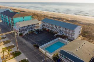 The Beach House - Carolina Beach - 2